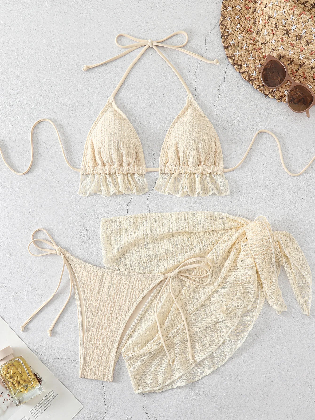 "3-Piece Sexy Bikini – Push-Up, Ruffles & Cover-Up"