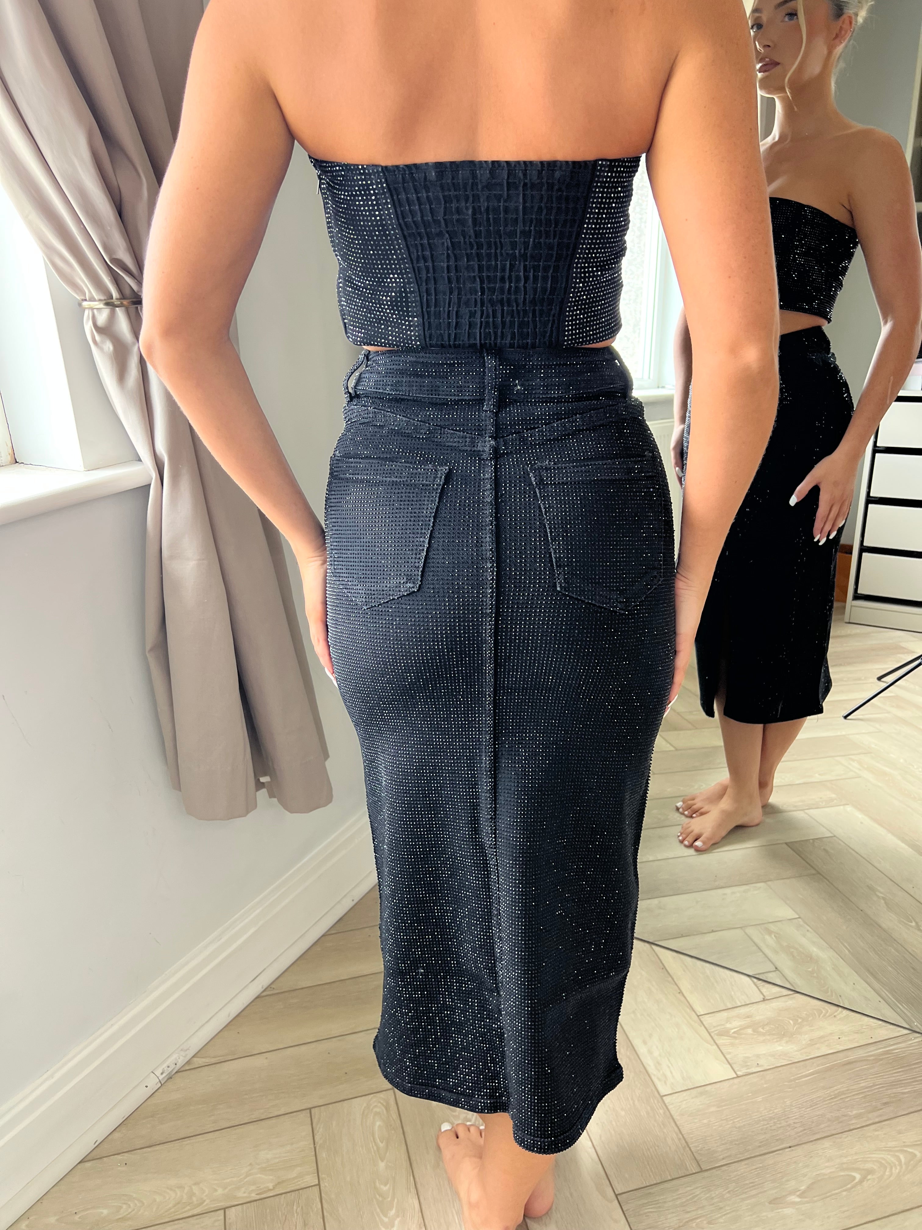 Gonna Midi in Denim Nero con Strass
