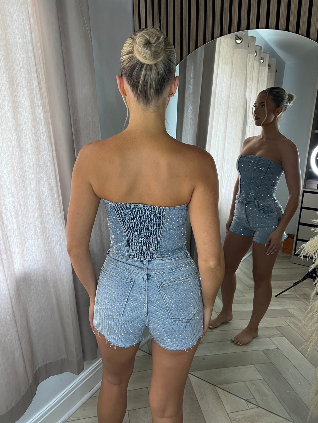 Shorts Elastici Azzurri con Strass