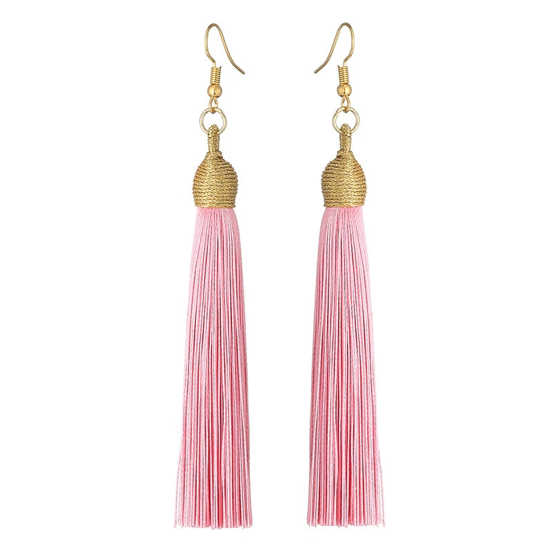 Aura Boho-Chic: Orecchini a Cascata con Frange Silk