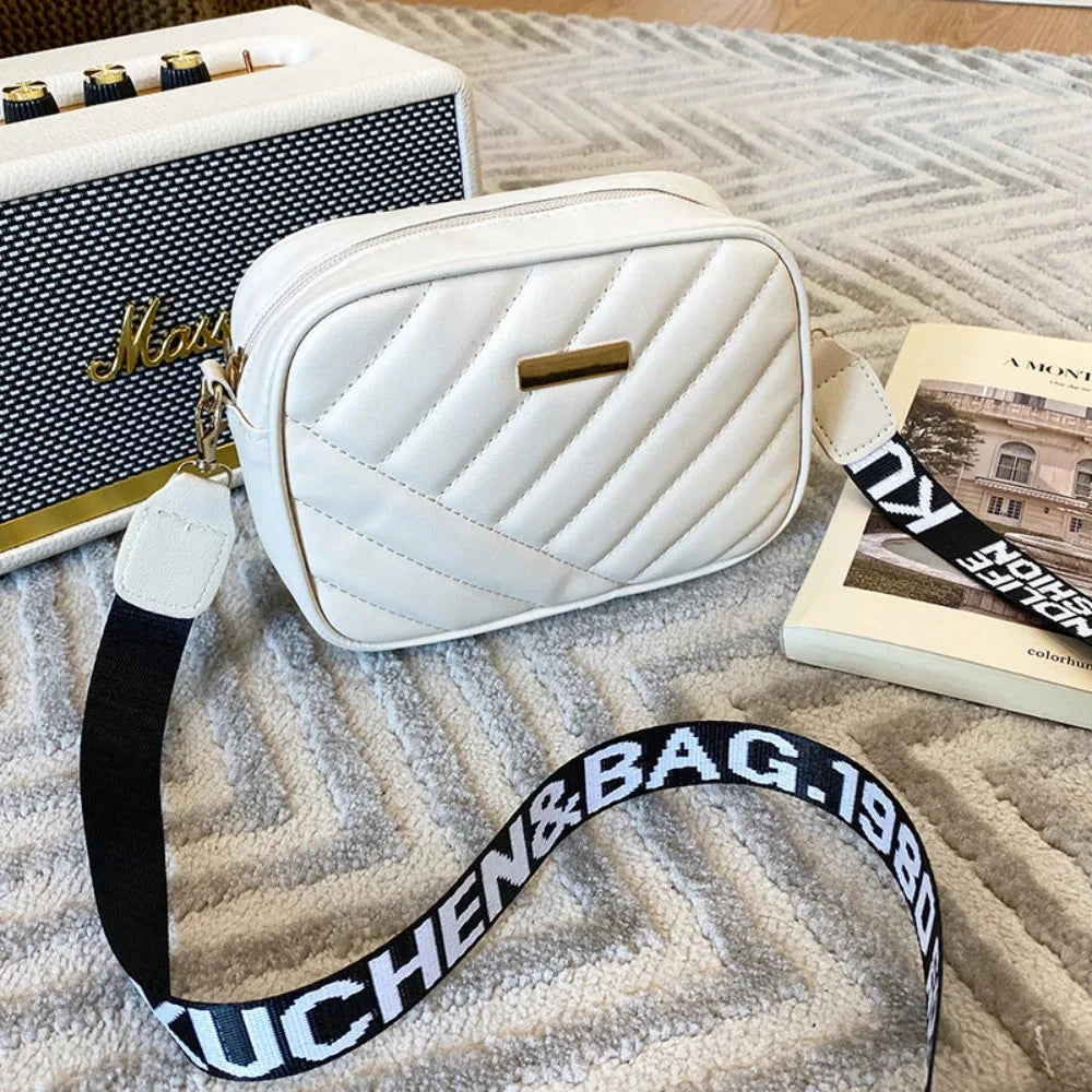 Mya Luxury Crossbody: L’Essenziale di Classe