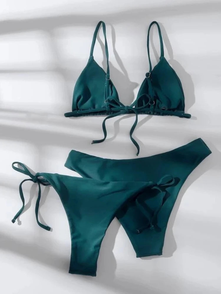 "Summer Ready: Sexy 3-Piece Push-Up Bikinis!"